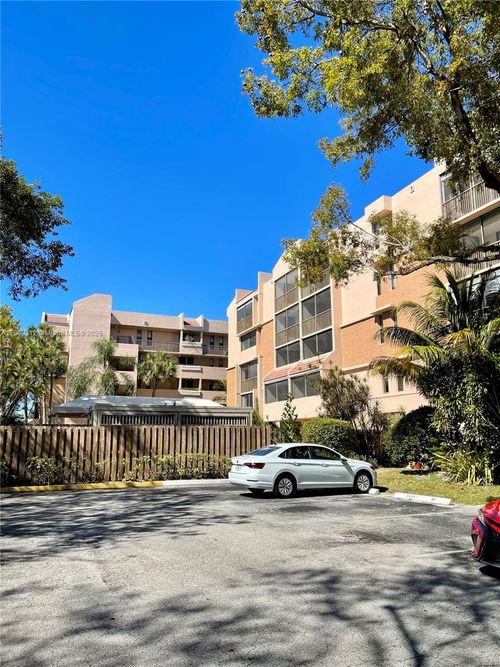 408-6800 Cypress Rd, Plantation, FL, 33317-3042 | Card Image