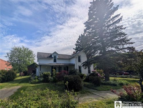 6 Kinney St, Brocton, NY, 14716-9660 | Card Image