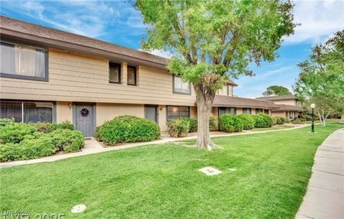 6133 Meadowgrass Ln, Las Vegas, NV, 89103-1117 | Card Image
