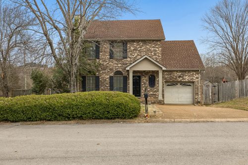 7701 Poplar Ridge Dr, Nashville, TN, 37221-2326 | Card Image