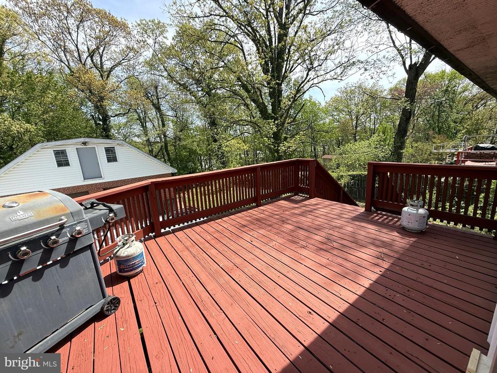 Residential Lease in LANDOVER 5