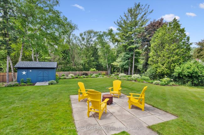 125 Macgregor Cres, House other with 3 bedrooms, 2 bathrooms and 5 parking in Waterloo ON | Image 37
