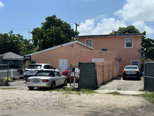 5730 Plunkett St, Hollywood, FL, 33023-2346 | Card Image