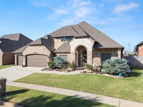13313 Ambleside Drive, Yukon, OK, 73099 | Card Image