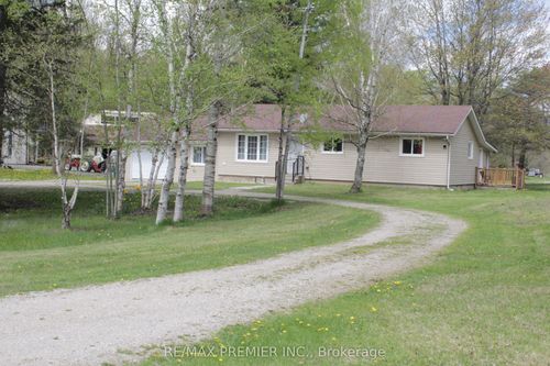 164 Royal Valley Dr, Caledon, ON, L7C1B7 | Card Image