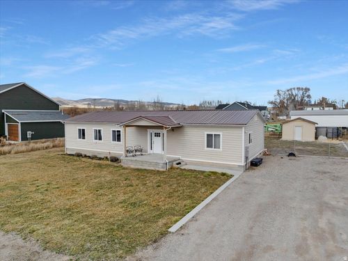 160 W 300 S, Fairview, UT, 84629-5556 | Card Image