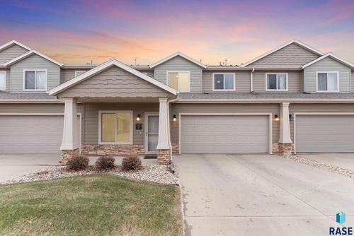 7-5400 S Cobblestone Pl, Sioux Falls, SD, 57108-4872 | Card Image