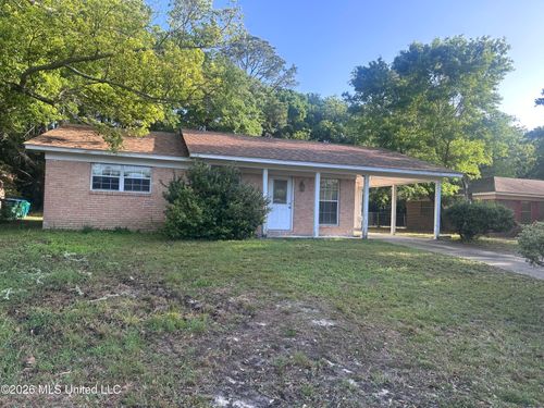 4219 Martha Ct, Pascagoula, MS, 39581-2920 | Card Image