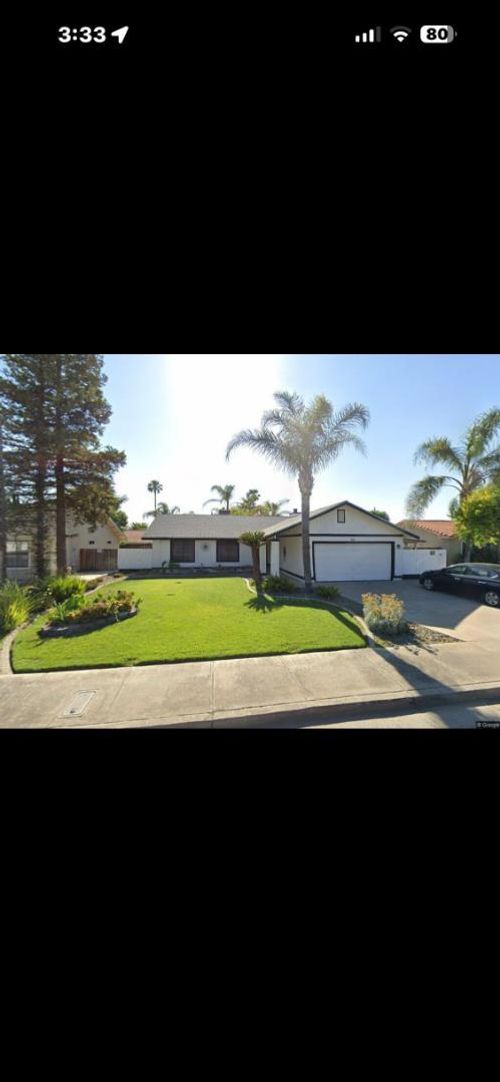 515 N Santa Monica St, Los Banos, CA, 93635-3255 | Card Image