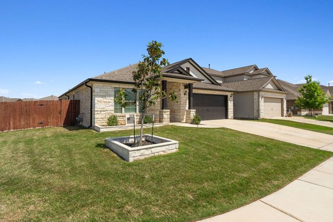 Come view this home today and you’re sure to fall in love with the flexible layout, corner-lot location, entertainer’s backyard, and endless upgrades that’ll create a seamless transition into your new home! | Image 39