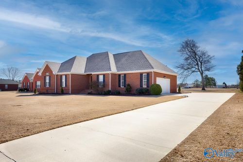 17916 Remington Dr, Athens, AL, 35611-4623 | Card Image