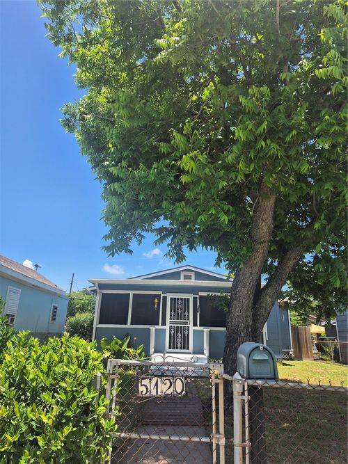 5120 Avenue S, Galveston, TX, 77551-5680 | Card Image