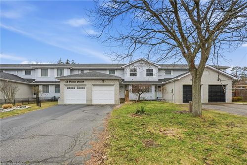 61 Freeman Cres, Simcoe, ON, N3Y5K1 | Card Image