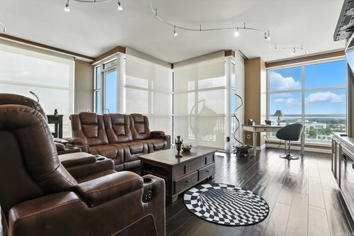 apt-1101-521 President Clinton Ave, Little Rock, AR, 72201-1780 | Card Image