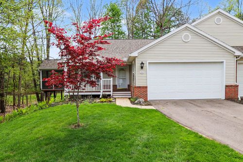 212 Chauncey Ct, Marshall, MI, 49068-1196 | Card Image