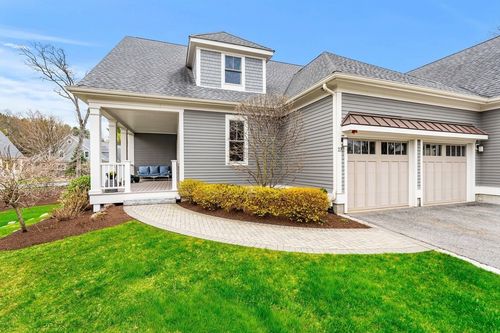 13-23 Woodmere Dr, Milton, MA, 02186-2442 | Card Image