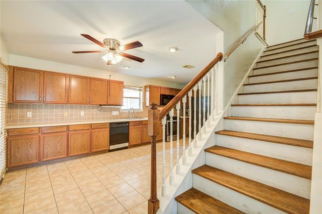 8127 Tassel Field Ln, House other with 3 bedrooms, 3 bathrooms and 2 parking in Humble TX | Image 14
