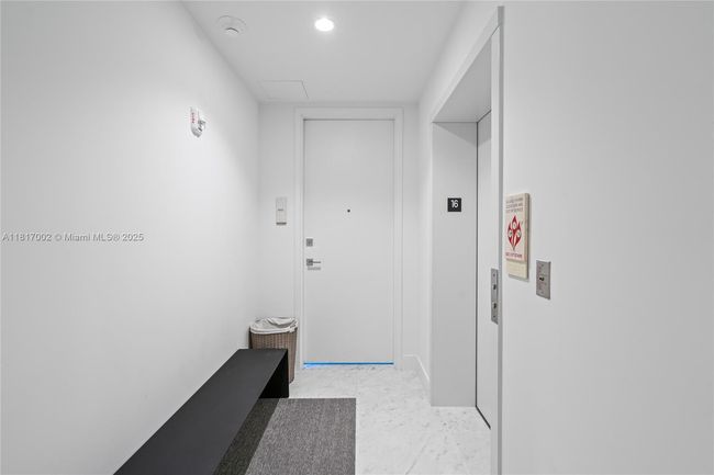 APT-1602 - 5775 Collins Ave, Condo with 2 bedrooms, 3 bathrooms and null parking in Miami Beach FL | Image 77