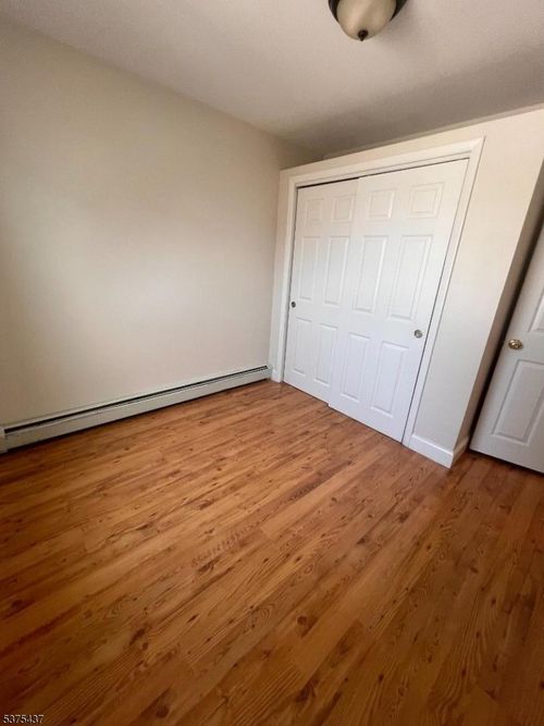 20 Holden St, Clifton, NJ, 07011-2078 | Card Image