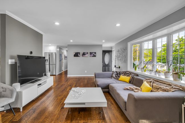 11 Botte Dr, House other with 3 bedrooms, 2 bathrooms and null parking in West Haven CT | Image 5