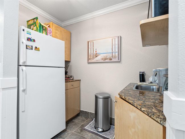 2080 Highway 87, House other with 0 bedrooms, 3 bathrooms and 2 parking in Crystal Beach TX | Image 19