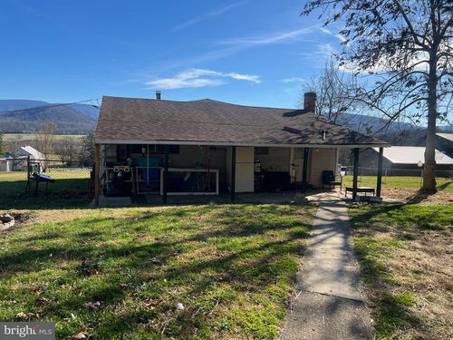 4493 Stonewall Jackson Hwy, BENTONVILLE, VA, 22610-2031 | Card Image