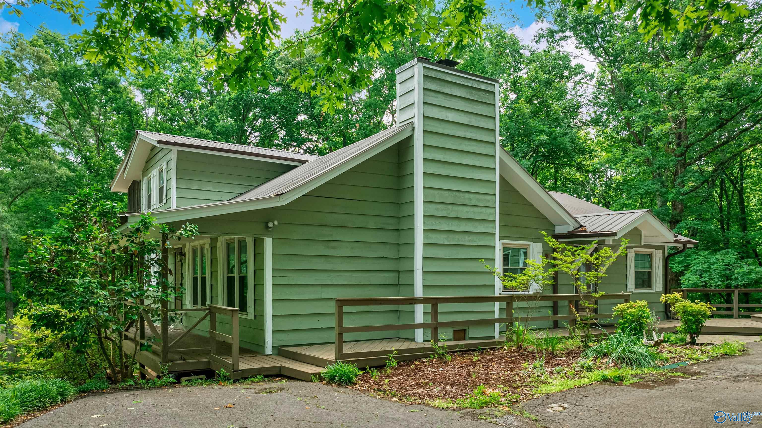 Campground Cir, Scottsboro, AL 35769