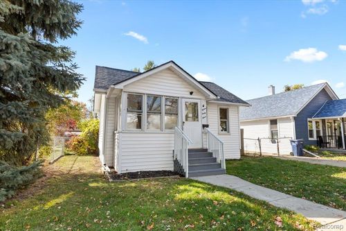 1533 College Ave, Lincoln Park, MI, 48146-1511 | Card Image