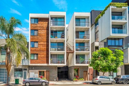 302-1941 Columbia St, San Diego, CA, 92101-2272 | Card Image
