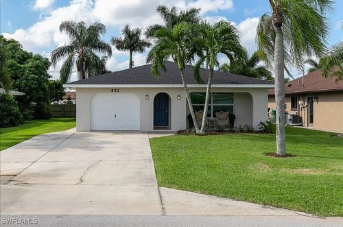 552 105th Ave N, NAPLES, FL, 34108-1838 | Card Image