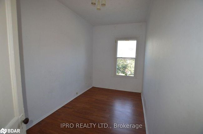 164 Macnab St N, House other with 4 bedrooms, 2 bathrooms and null parking in Hamilton ON | Image 11