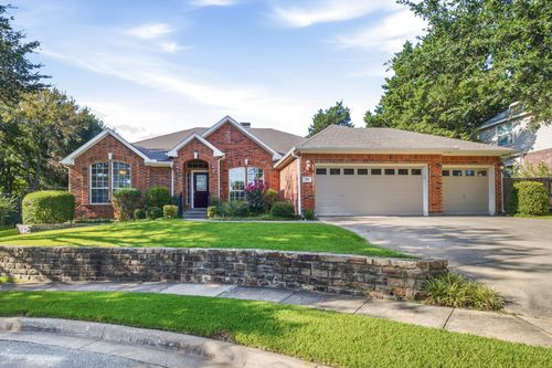 108 Trunkwood, Grapevine, TX, 76051-8257 | Card Image