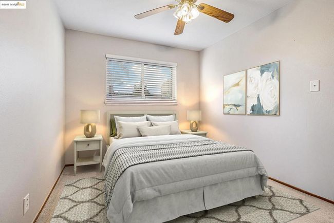 Virtual Stage Bedroom 3 | Image 9