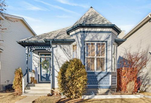 331 Prestwick Hts Se, Calgary, AB, T2Z4H7 | Card Image