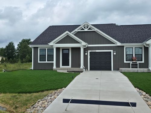 W219N16394 Jasmine Ct, JACKSON, WI, 53037-1230 | Card Image
