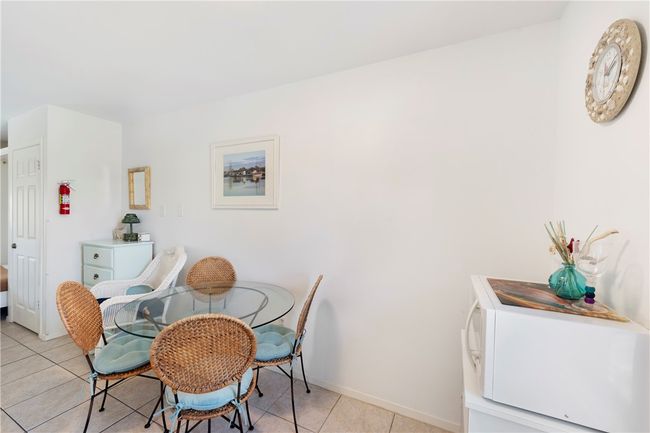Dining area | Image 7