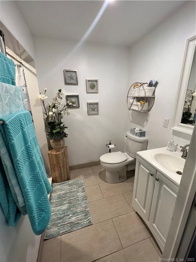 16 Clearwater Road Road, House other with 3 bedrooms, 2 bathrooms and null parking in Old Saybrook CT | Image 11