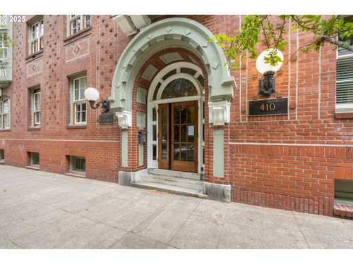103-410 Nw 18th Ave, Portland, OR, 97209-2237 | Card Image