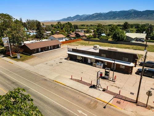 325 S Main St, Twin Bridges, MT, 59754-8727 | Card Image