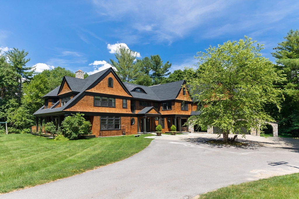 Page Rd, Lincoln, MA 01773