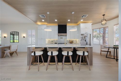 2725 Youngdale Dr, Las Vegas, NV, 89134-7864 | Card Image