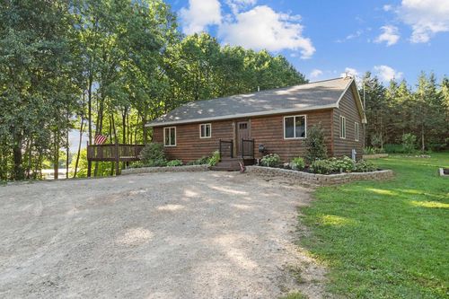 N7220 White Clover Road, LITTLE WOLF, WI, 54949 | Card Image
