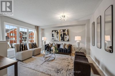 1259 Lamont Cres, Townhouse with 3 bedrooms, 3 bathrooms and 3 parking in Milton ON | Image 3