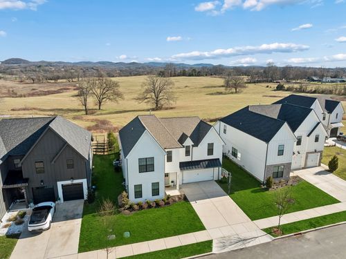 3311 Sassafras Ln, Thompsons Station, TN, 37179-3401 | Card Image