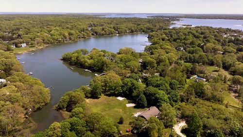 15 S Menantic Road, Shelter Island, NY, 11964 | Card Image