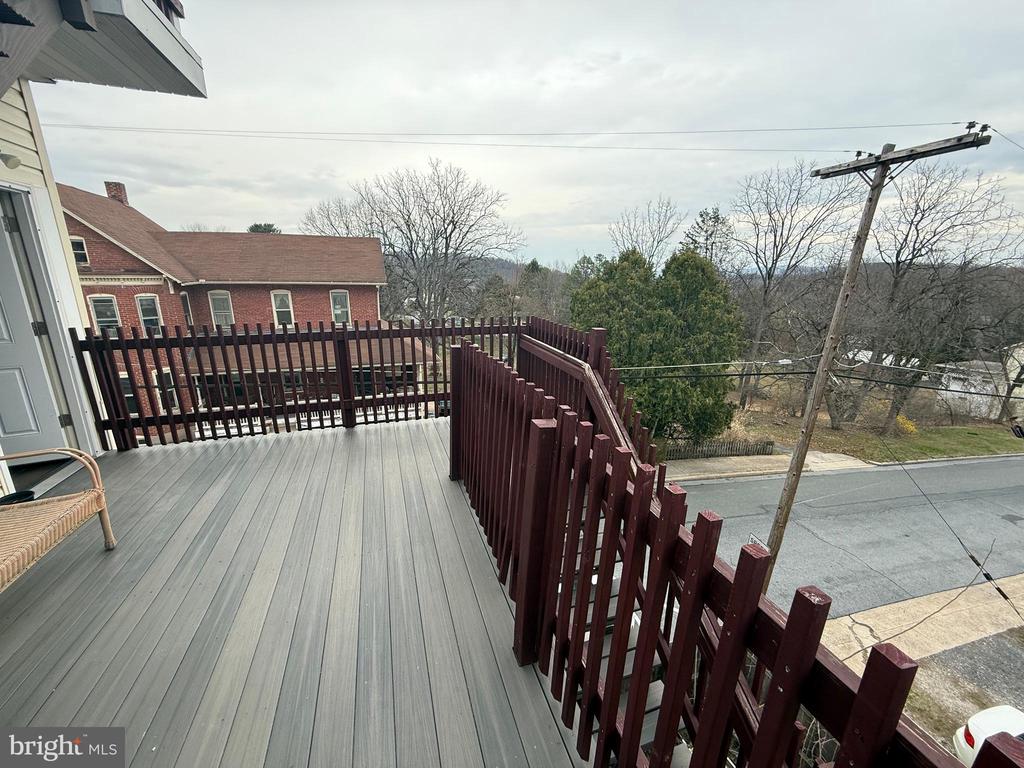 Commercial Sale in MOHNTON 5