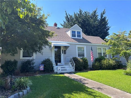 8135 Foxdale Drive, Norfolk, VA, 23518 | Card Image