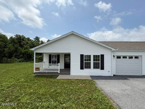1044 Oak Terrace Dr, Martinsburg, PA, 16662-8504 | Card Image