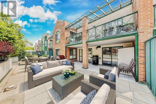 221-121 N Woodbridge Avenue N, Vaughan (West Woodbridge), ON, L4L9E3 | Card Image
