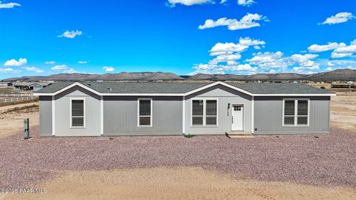 2758 W Altimeter Way, Paulden, AZ, 86334 | Card Image